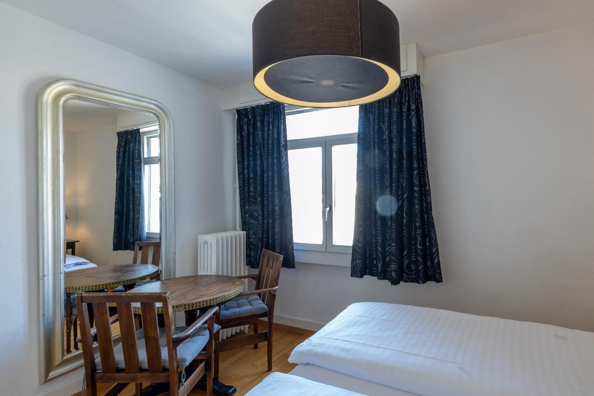 Vevey Hotel & Guesthouse Екстериор снимка